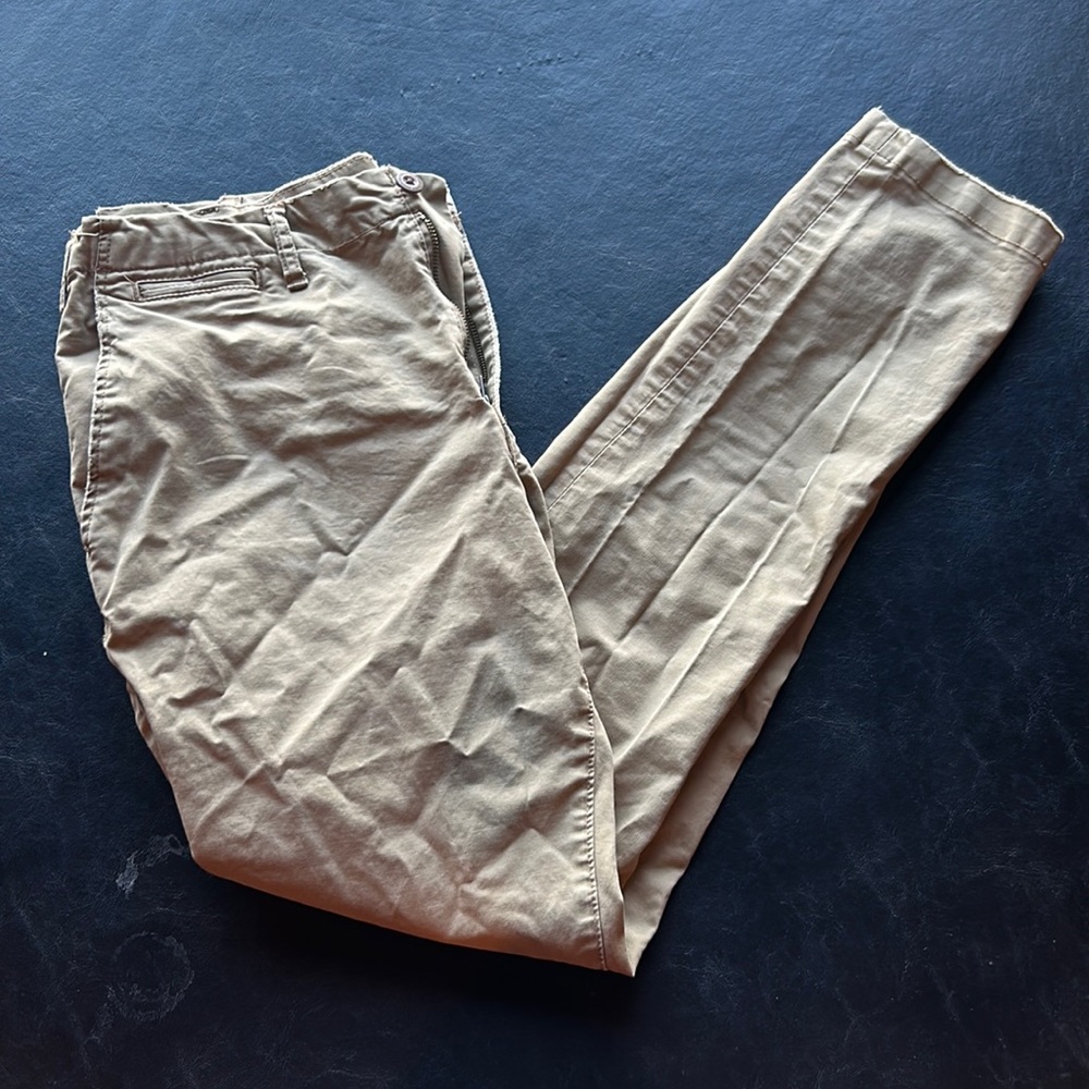American Eagle Khaki Pants | 34x32 | Tan